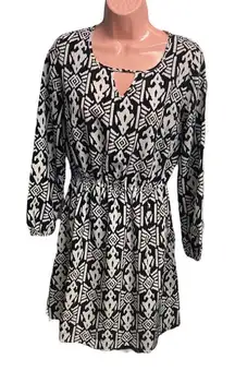 ALL FOR COLOR Women’s Black & White Geometric Design Fit&Flare Dress Size Small