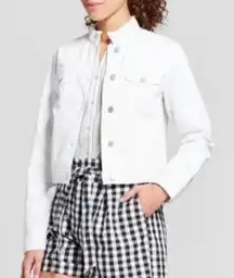 a new day White Stand Up Frayed Collar denim Jacket Size medium