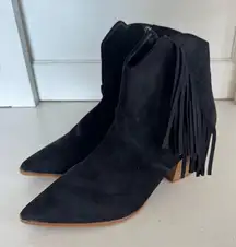 Coconuts by Matisse black fringe pointed toe ankle boots size 10
