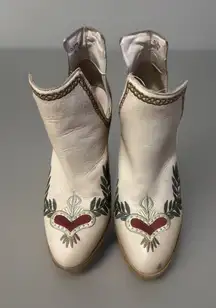 Silent D By Anthropologie Leather  Embroidered Oliver Bootie 38