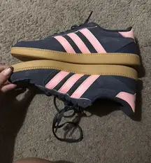 Shoes Adidas Women’s 7 