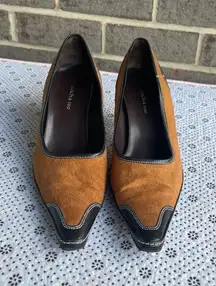 Vintage suede y2k pointed low heeled brown women’s shoe