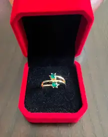 Gorgeous Gold Plated Faux Emerald Statement Ring Size 7 NWT