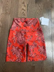 High Rise Biker Shorts Chai And Paprika Paisley Women’s Size Xs