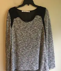 Gibson large grey long sleeved top