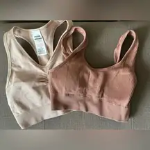 Sports Bra 
GYMSHARK & AERIE XS