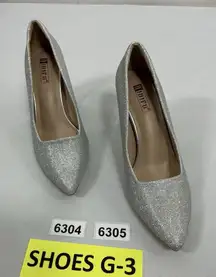 Womans Idifu Slipon Formal Pumps 6 Silver Sparkly Pointed Toe Block Heel NWOT