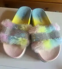 Cape Robbin Rainbow Bling Slides Sz 6