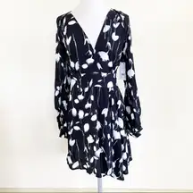 Equipment NWT Alexandria Long Sleeve Abstract Floral Mini Dress True Bla…