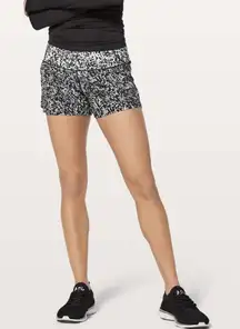 Lululemon Run Times Shorts 4" II