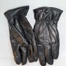 Women’s small faux leather gloves