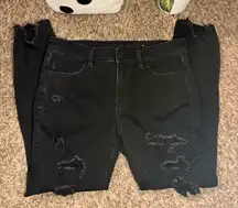 American Eagle Dream Jean Black Distressed Skinny – Size 10 Short