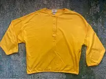 Vintage Charlayne New York golden rod button down   henley shirt, size medium