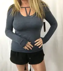 Almost Famous blue cotton neck cutout top Medium