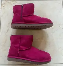 UGG NWOT Classic Mini II Boot Koolaburra Sz 5
