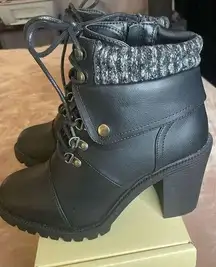 New Torrid Chunky Heel Extra Wide Width Sweater Detail Winter Boots Black Size 9