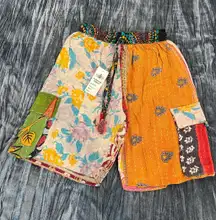 Colorful Women's Patchwork Quilted Shorts Size S/M By Kathmandu 