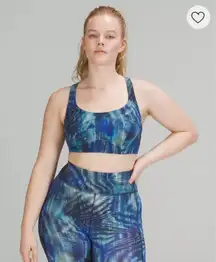 Lululemon Wunder Train‎ Bra *Medium Support, C/D Cup Size 8