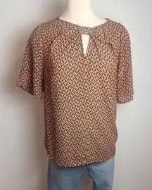 Geo Abstract Bow Detail Blouse