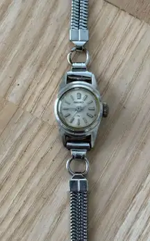 Seiko Rare Vintage Mechanical Ladies Watch Stainless Dial Case Bracelet Works