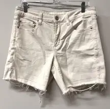 American Eagle White Jean Shorts Super Stretch frayed hem women’s shorts 12