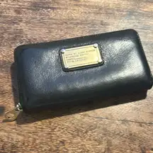 Marc by Marc Jacobs Standard Supply Workwear Black Leather Zip-Around Wallet