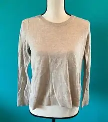 Banana republic beige sweater in size xs petite