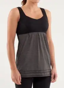 Lululemon Run Tame Me Tank Sz 4 Black/Gray