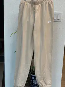 Nike Sweatpants