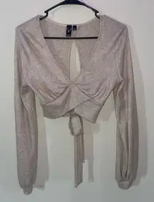 Windsor tied back top