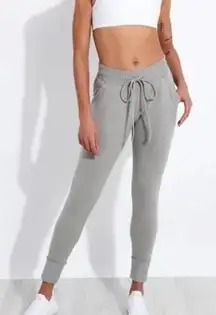 Free People Movement Sunny Skinny Sweatpants in Light Gray Size Small