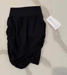 Athleta NWT Transcend Skort Women's XS Black High Rise Ruched Sides Athleisure