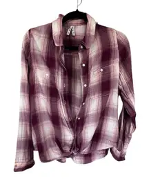 Mudd Women’s Plaid Button-Up Shirt