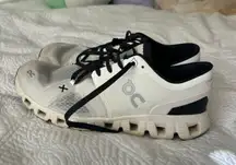 On cloud Running Shoes