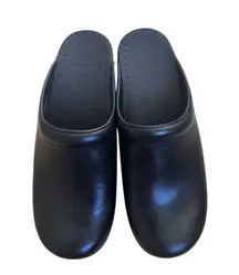 Dansko black 2” mule platform clogs NEW