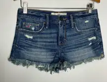 Y2K Hollister low rise jean‎ shorts raw hem size Shows size 26