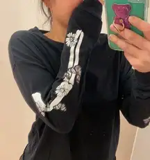 Skeleton sleeve top. M