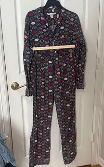 Victoria's Secret Pajama Set with Pink and Gray Lips size medium