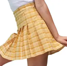 Comfy And Ready Plaid Skorts in Yellow