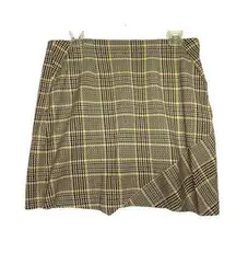 Cabi Pastime Mini Skirt Size M Brown Plaid with Two Front Pockets‎ Elastic