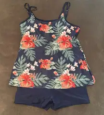 Women’s Navy Floral Tankini Two Piece Swimsuit Boy Short Bottoms Size 8 NEW