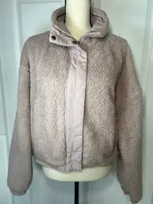 Vuori Jacket Large Pink Sherpa Fleece Full Zip Collar Snap Flap VW530 Cropped