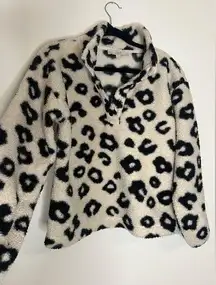 Loft black and white leopard Sherpa pull over