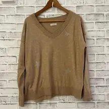 Women’s Knox Rose tan bedazzled star v-neck sweater, XL