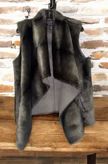 Kenneth Cole Dark Gray Faux‎ Fur Open Front Vest Women's Size M Pockets Vegan