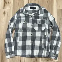 Kendall and Kylie White Grey Plaid Shacket Jacket Women’s Small