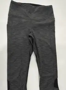 Lululemon Pace Rival Mid-Rise Crop 22” - Size 4.‎