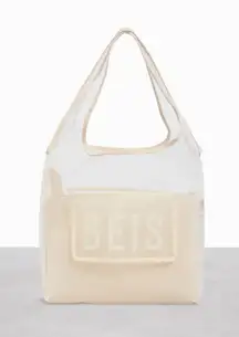 NWT the Toke Tote from beis, currently sold out in US stores 