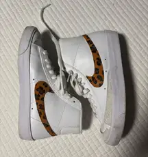 Women’s Blazer Mid 77 Leopard Nike