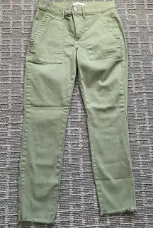 LOFT Curvy Skinny Size 26/2 Army Green‎ Straight Leg Ankle Pants
